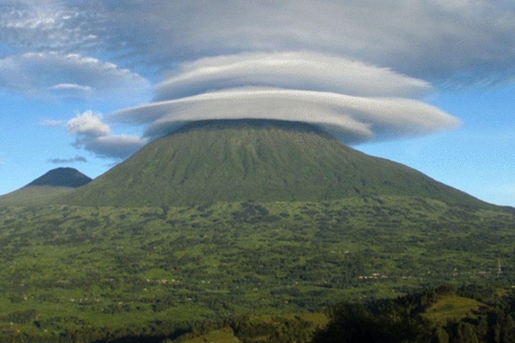volcanoes-national-park-banner